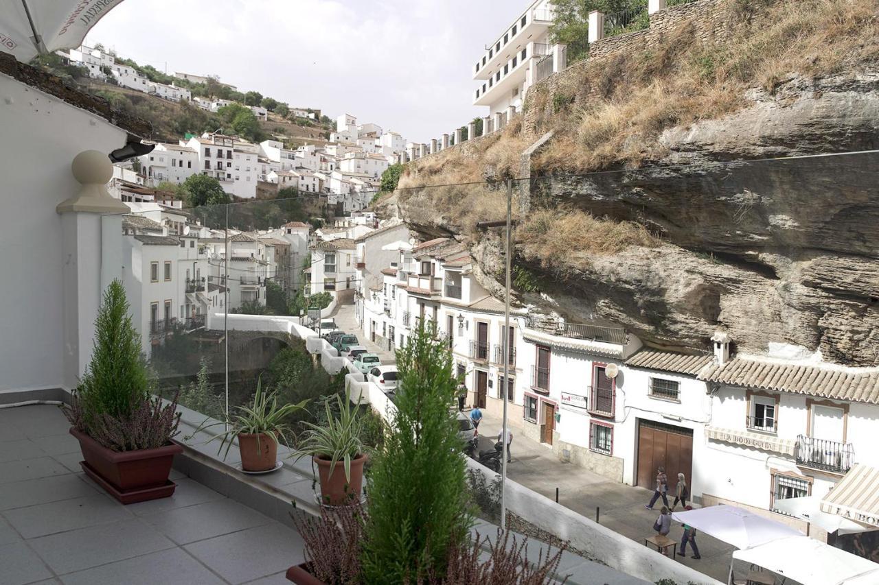Casa Rural Las Cuevas De Setenil Setenil De Las Bodegas Екстер'єр фото
