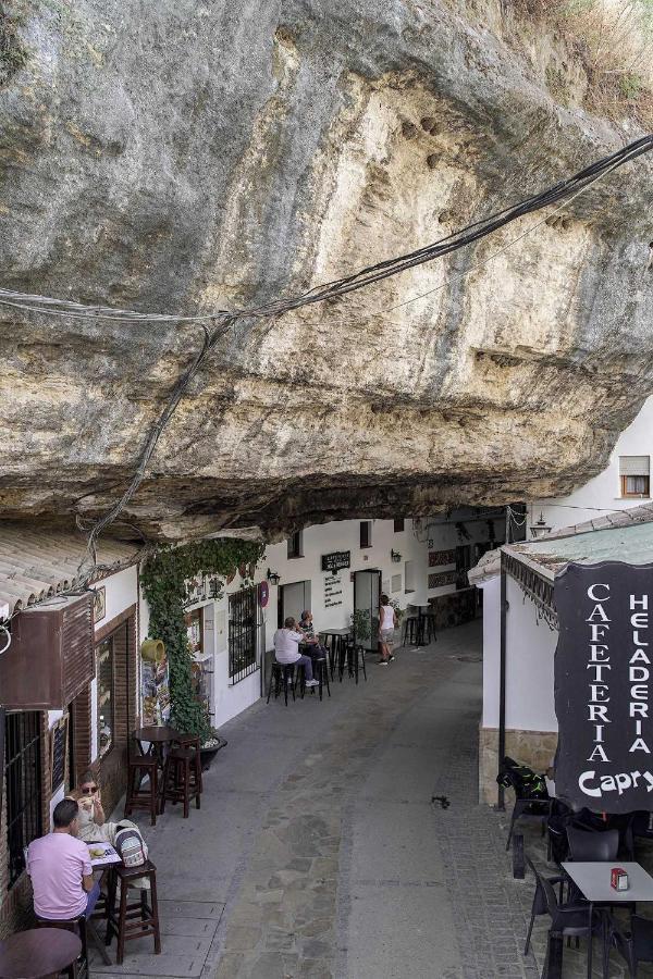 Casa Rural Las Cuevas De Setenil Setenil De Las Bodegas Екстер'єр фото